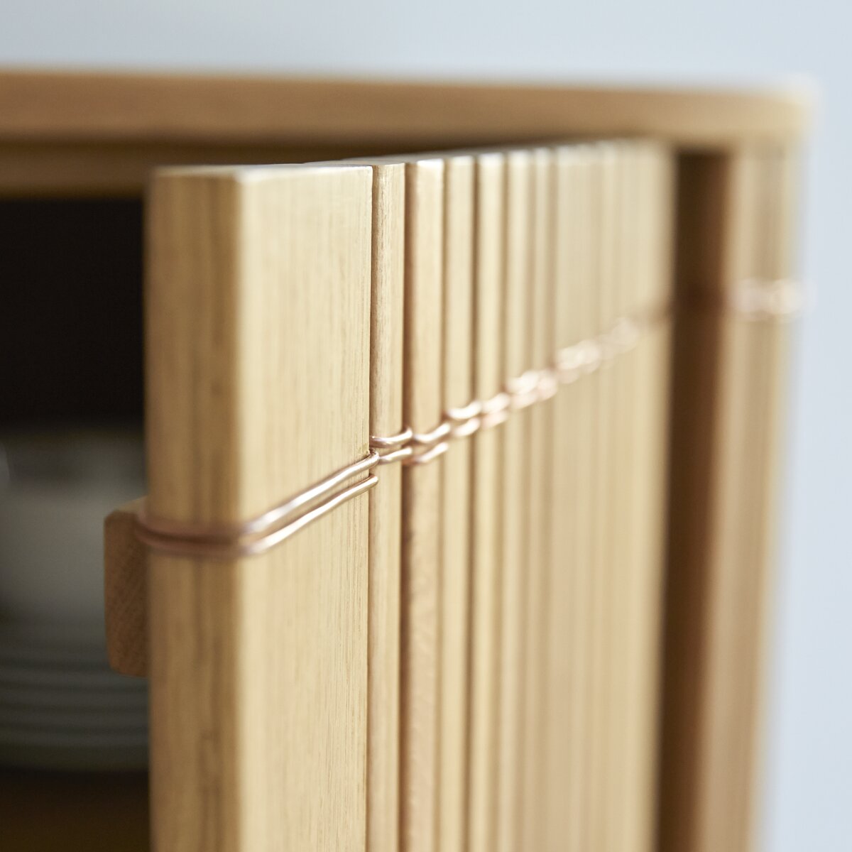 Koppar - Armoire de rangement en chêne massif Koppar - Armoire de rangement en chêne massif