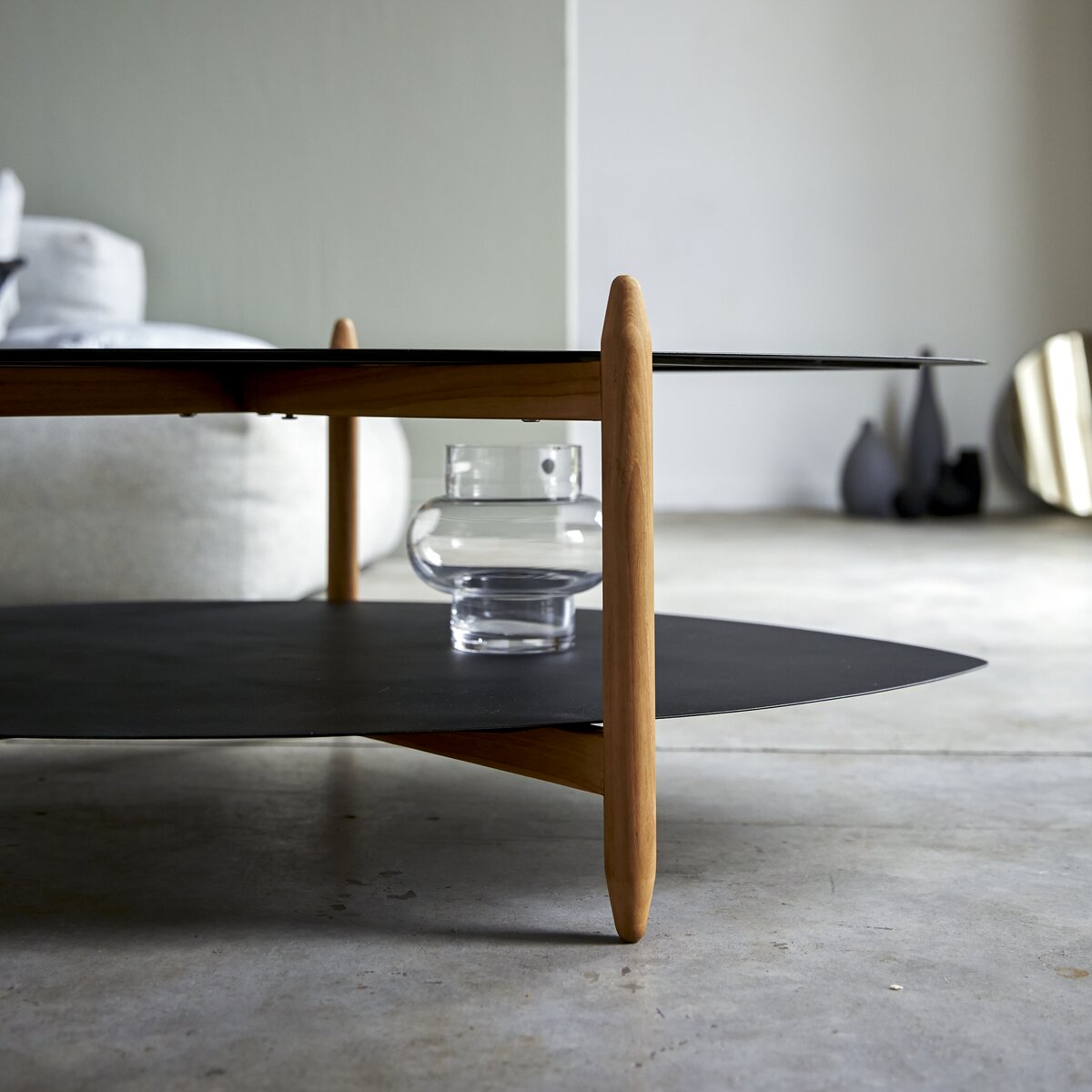 Lisa - Table basse en teck et métal Lisa - Table basse en teck et métal