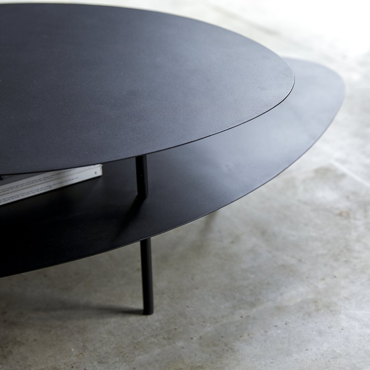 Judith - Table basse en métal Judith - Table basse en métal