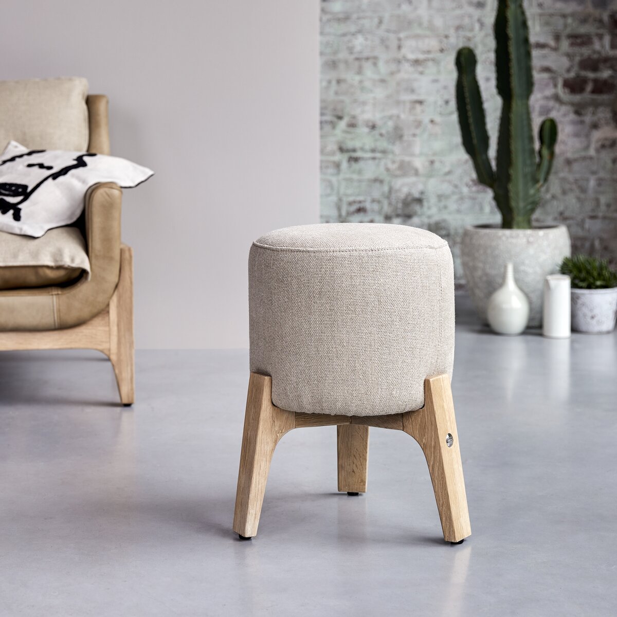 Drum - Pouf linen en chêne massif