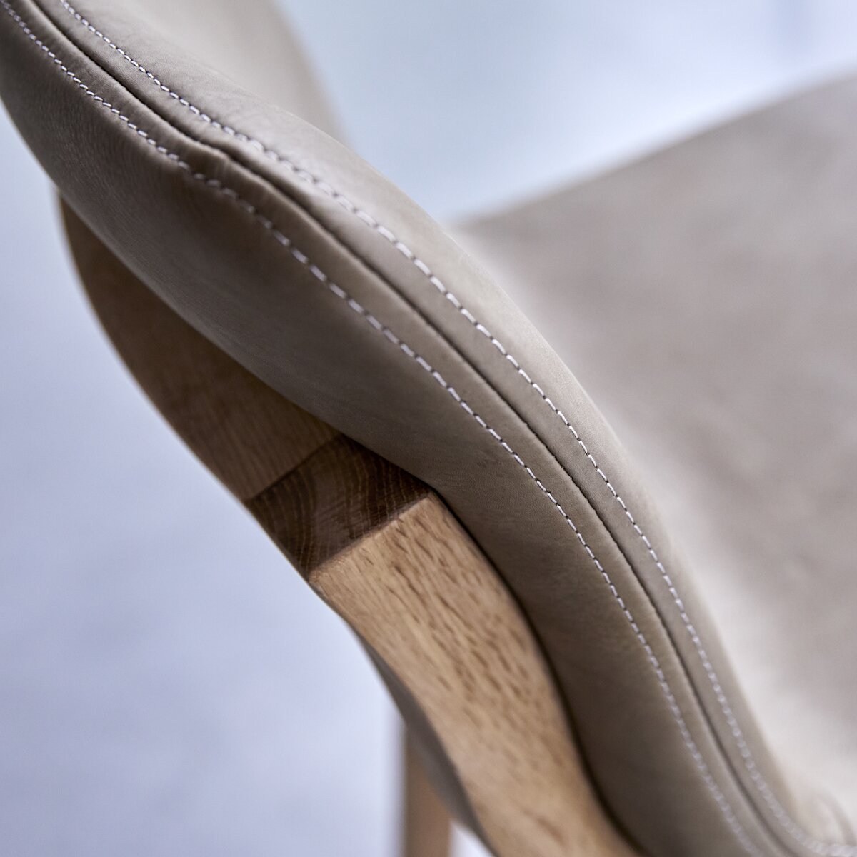 Cocoon - Stuhl cheyenne aus Eiche Cocoon - Stuhl cheyenne aus Eiche