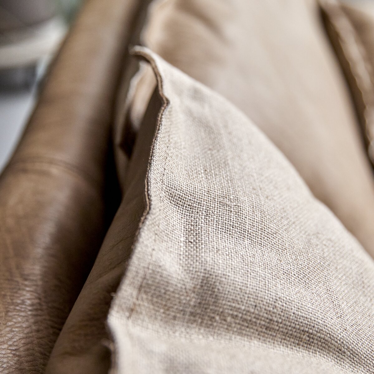 Woodnest - Sofa 3-Sitzer aus massivem Eichenholz und Leder Cheyenne Woodnest - Sofa 3-Sitzer aus massivem Eichenholz und Leder Cheyenne