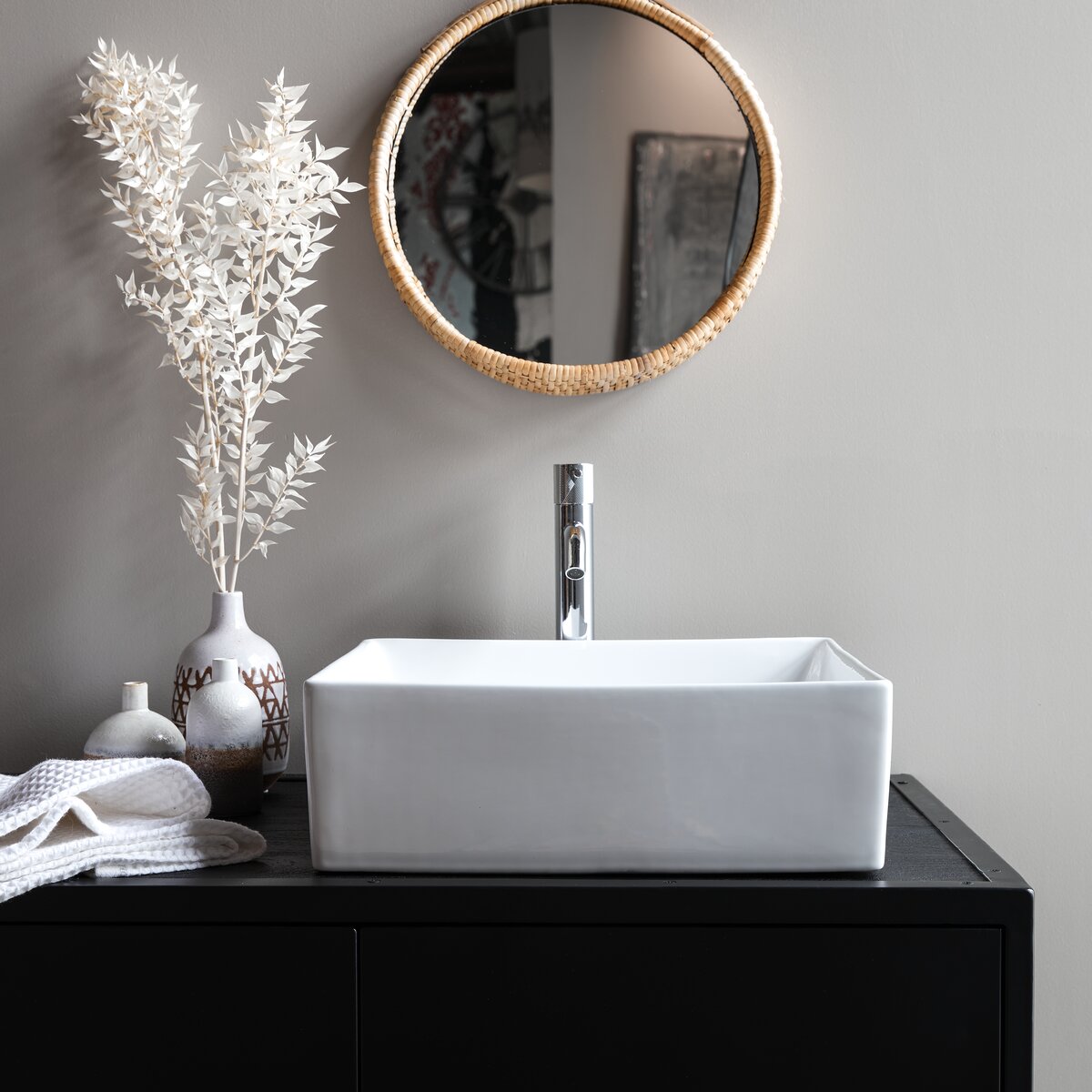 Lada - Lavabo in ceramica Lada - Lavabo in ceramica