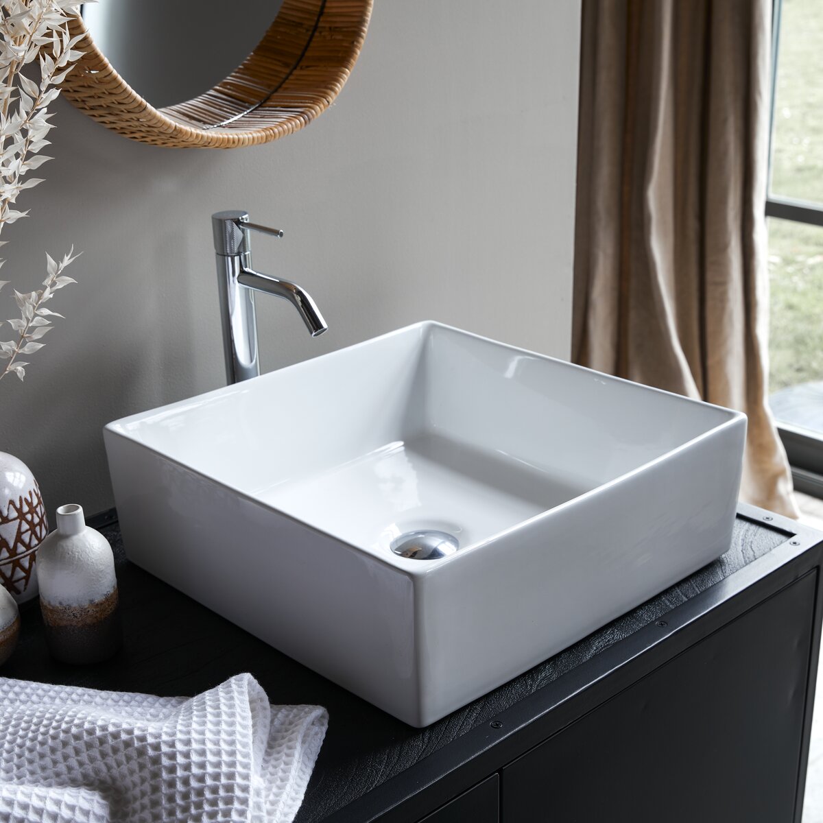Lada - Lavabo in ceramica Lada - Lavabo in ceramica