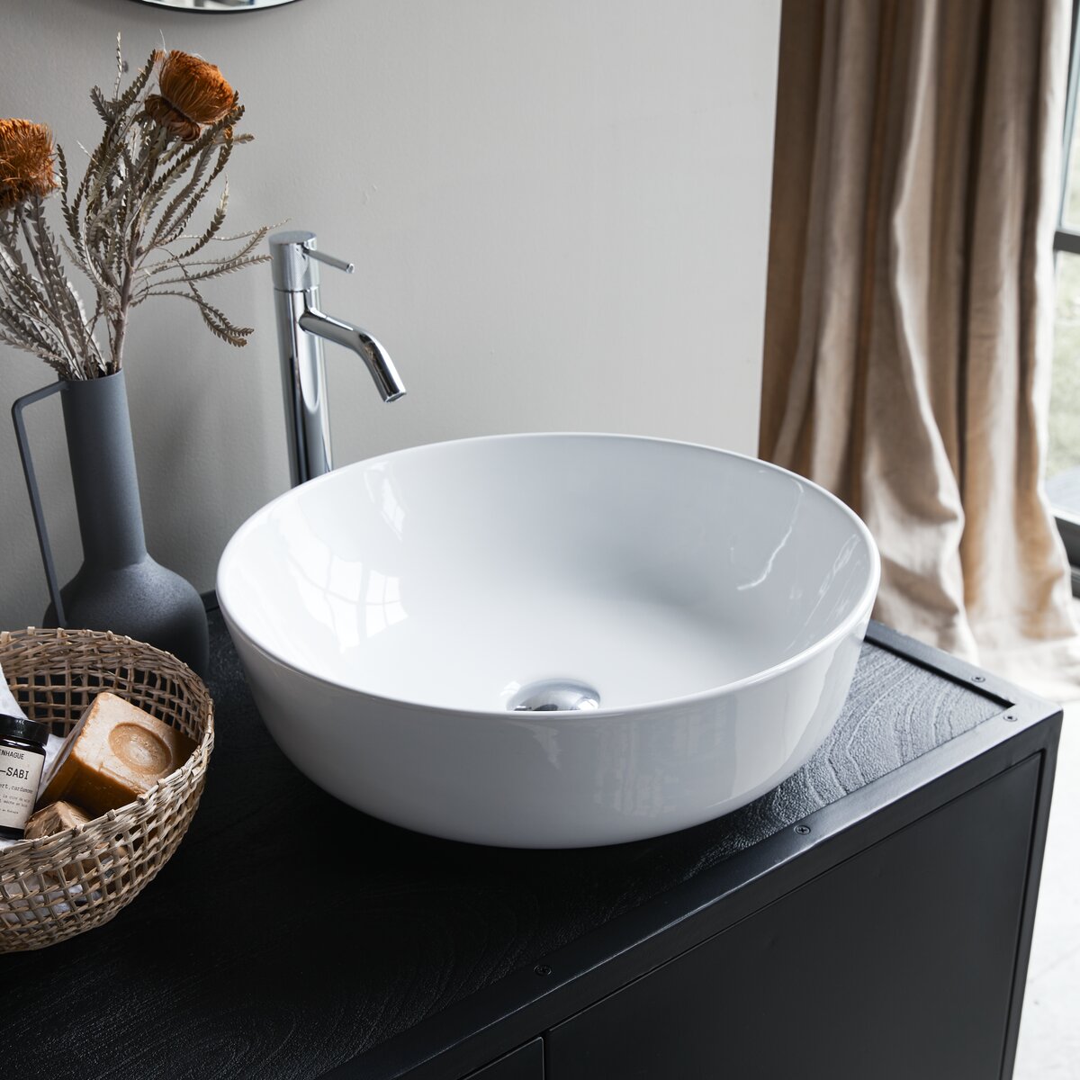 Luna - Waschbecken aus Keramik Luna - Waschbecken aus Keramik