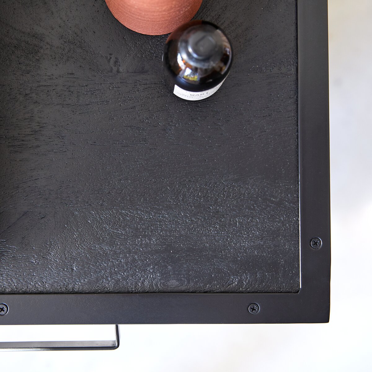 Romy - Waschtischunterschrank aus Mangoholz und Metall 95 cm Romy - Waschtischunterschrank aus Mangoholz und Metall 95 cm