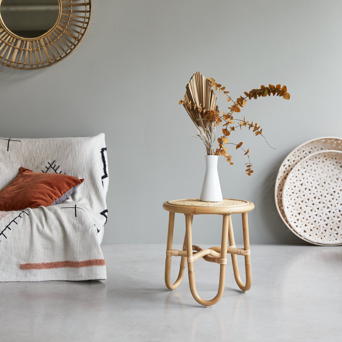 Vassoio da letto in rattan, comodino Boho, comodino in rattan