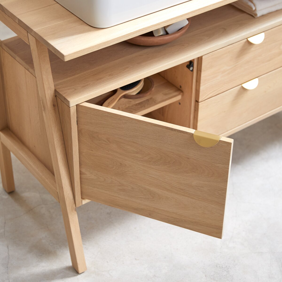 Pola - Waschtischunterschrank aus massiver Eiche 140 cm Pola - Waschtischunterschrank aus massiver Eiche 140 cm
