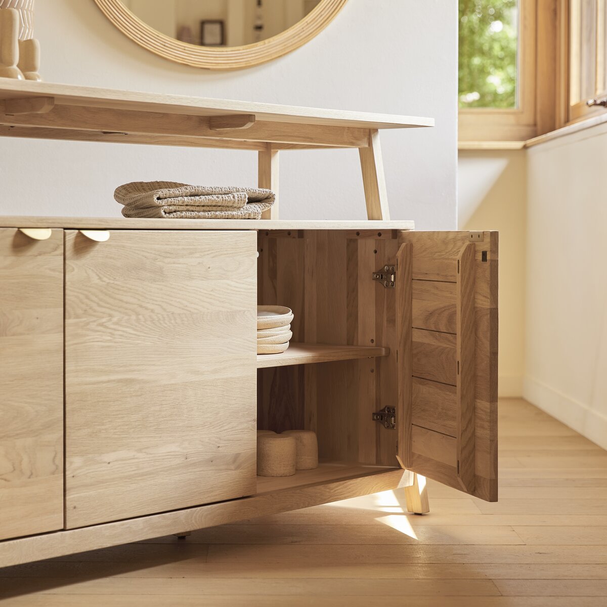 Oak sideboard on sale with drawers