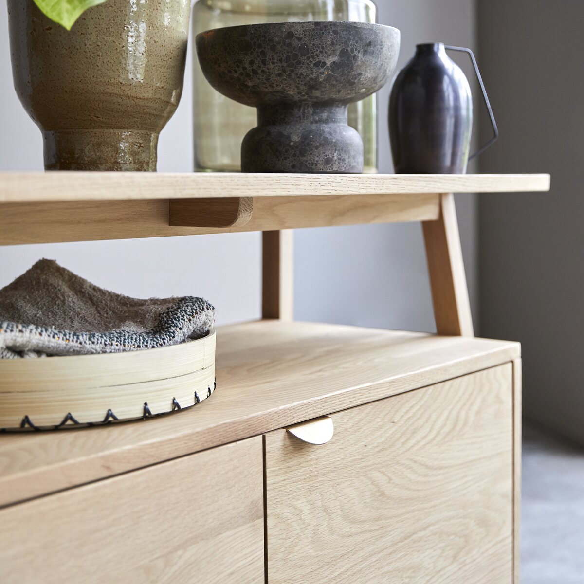 Pola - Buffet en chêne massif 165 cm Pola - Buffet en chêne massif 165 cm