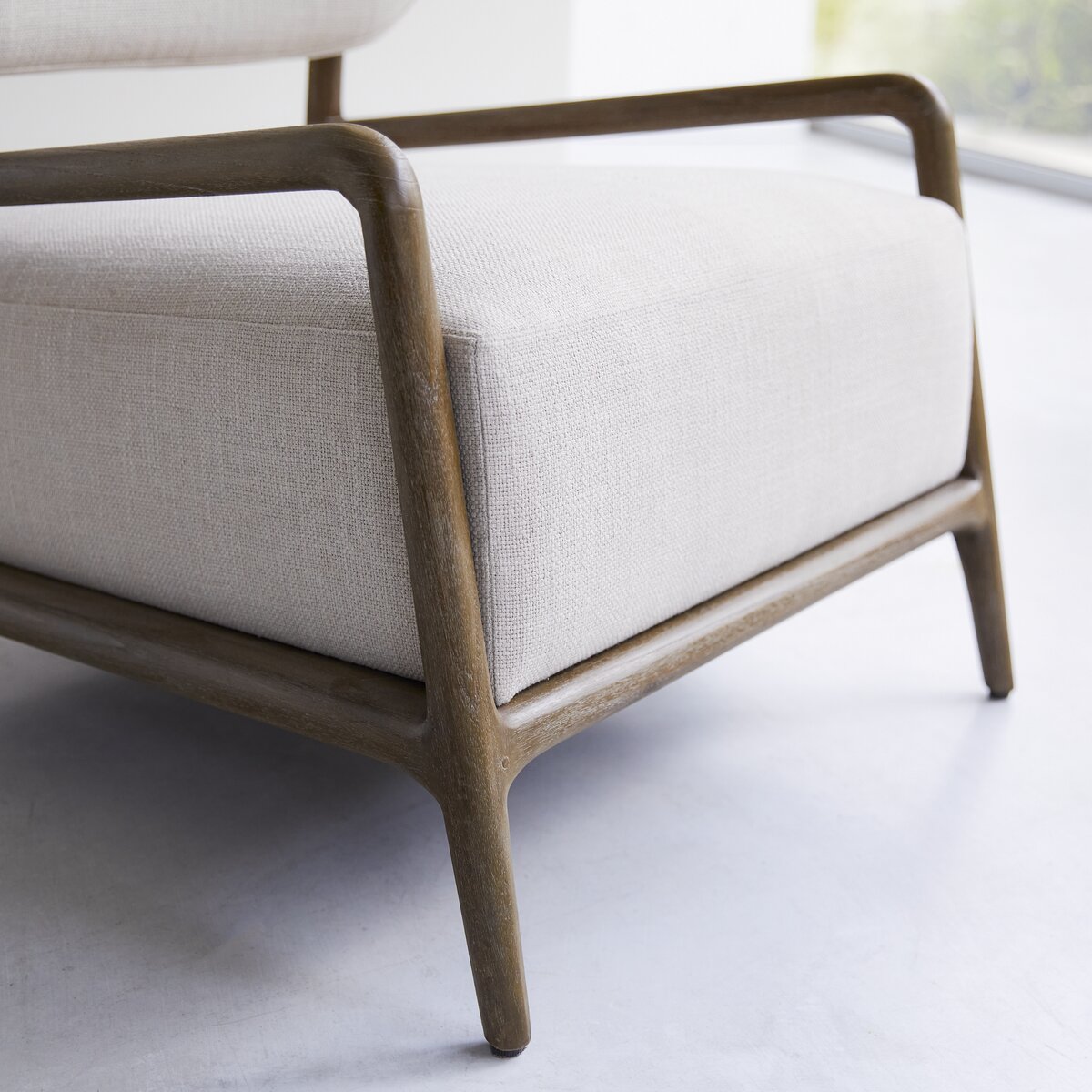 Romane - Sillón en madera de mindi macizo Romane - Sillón en madera de mindi macizo