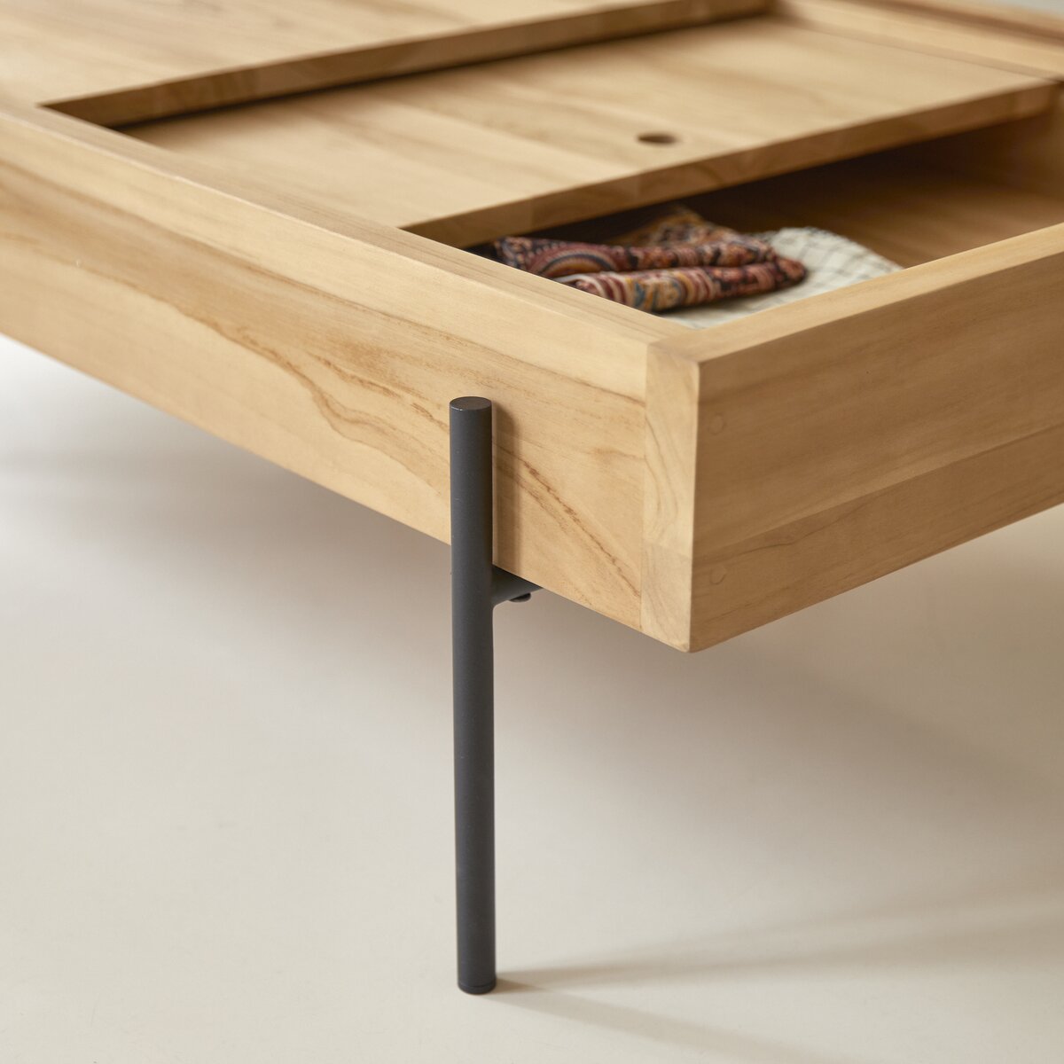 Honorine - Table basse rangement en teck massif Honorine - Table basse rangement en teck massif