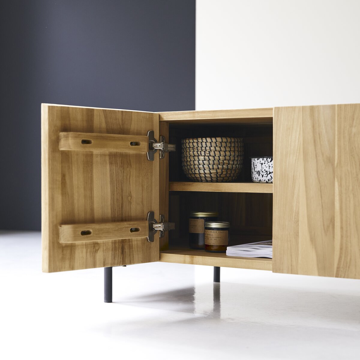 Honorine - Meuble TV bas en teck massif 170 cm Honorine - Meuble TV bas en teck massif 170 cm