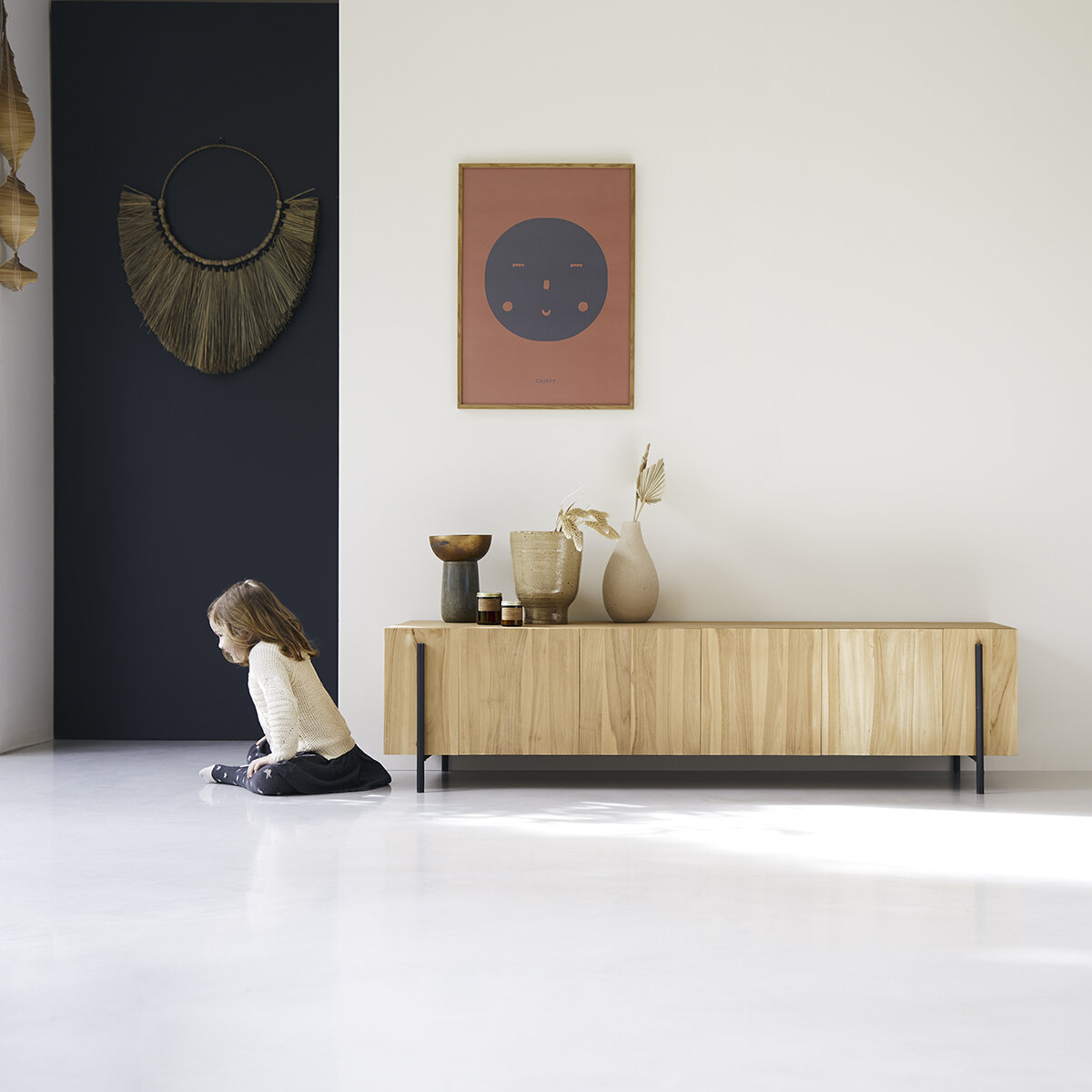 Honorine - Meuble TV bas en teck massif 170 cm Honorine - Meuble TV bas en teck massif 170 cm