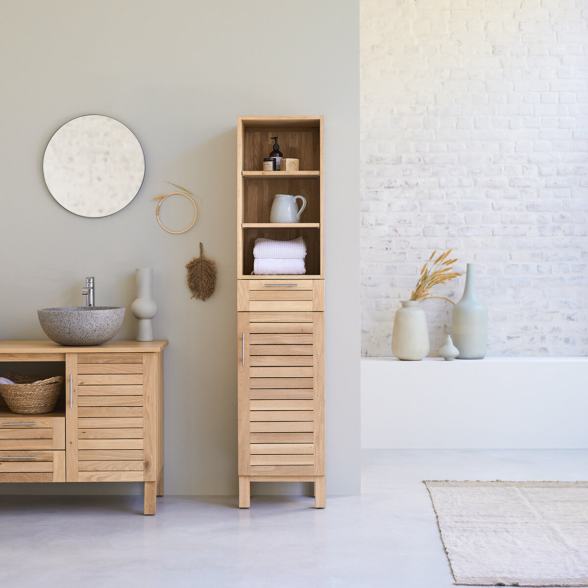 Soho - Hochschrank aus massivem Eichenholz Soho - Hochschrank aus massivem Eichenholz