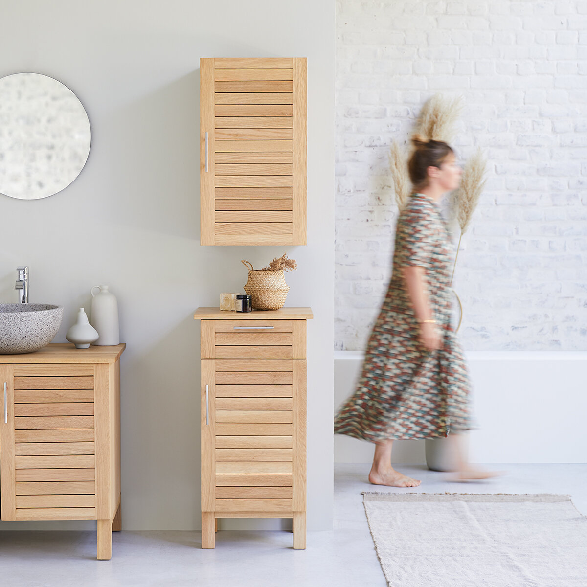 Solid oak shop bathroom furniture