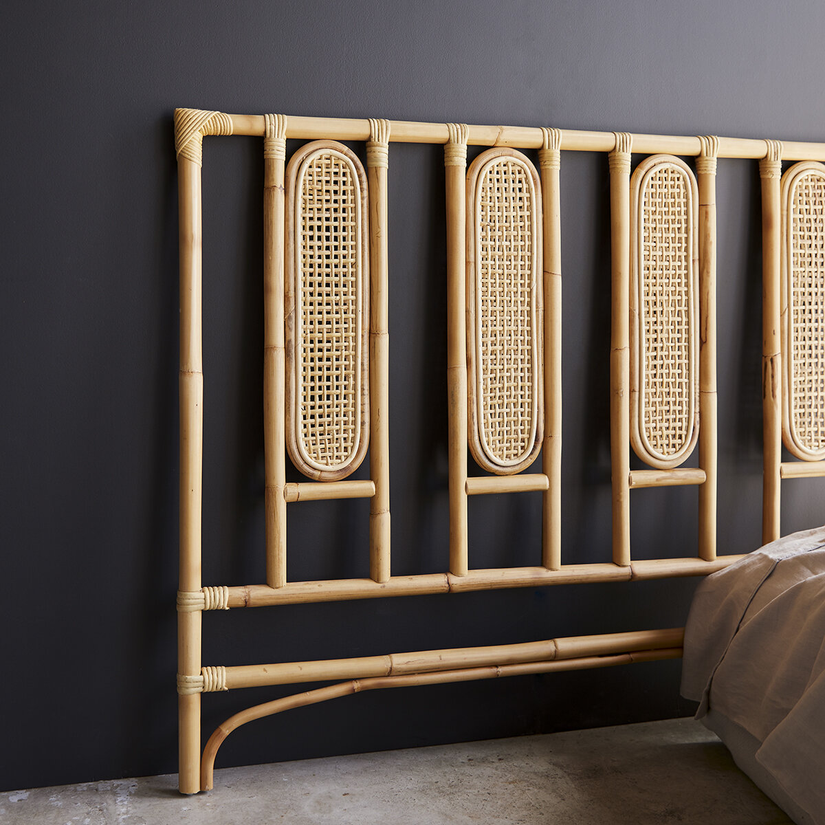 Paulette - Testiera letto in rattan incannicciato 160 cm Paulette - Testiera letto in rattan incannicciato 160 cm