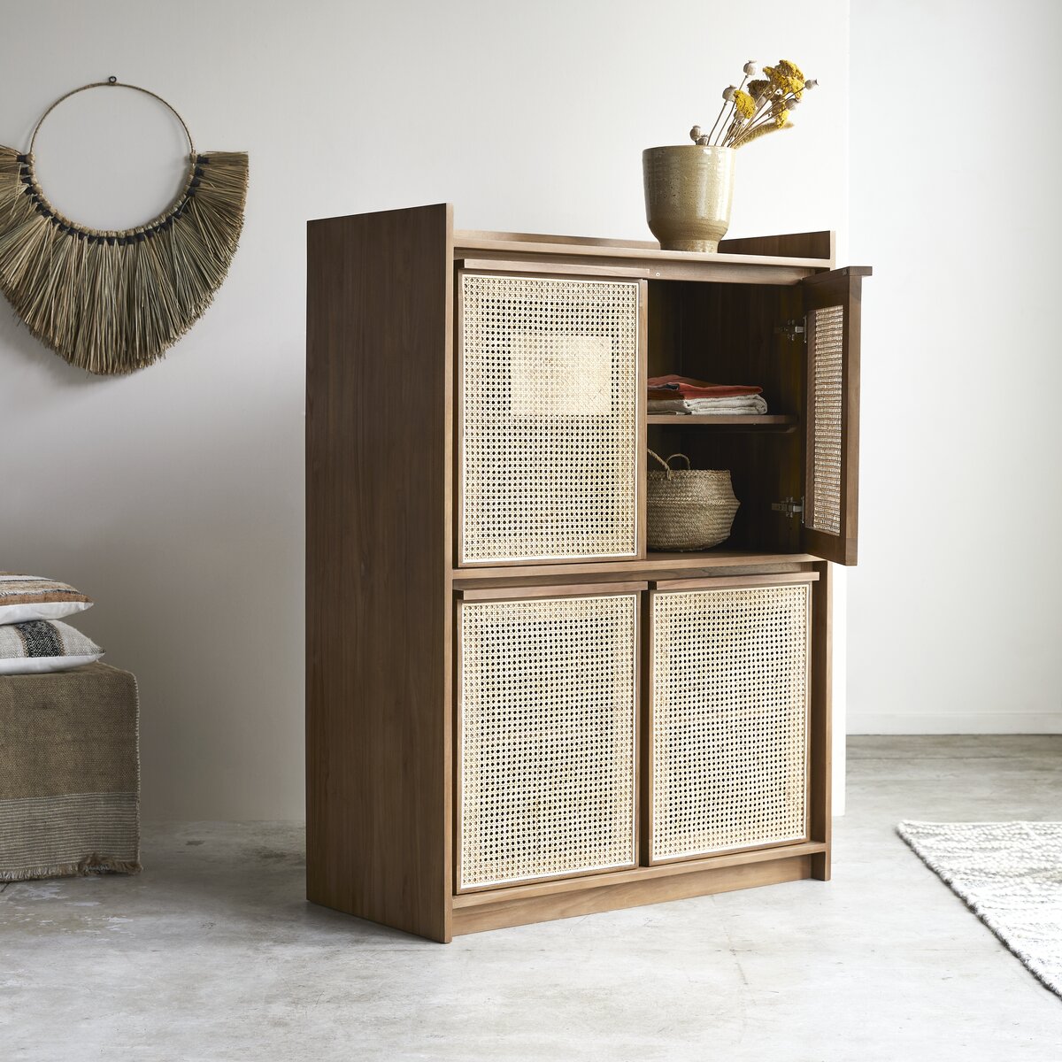 Roots - Armoire en teck massif recyclé et cannage Roots - Armoire en teck massif recyclé et cannage