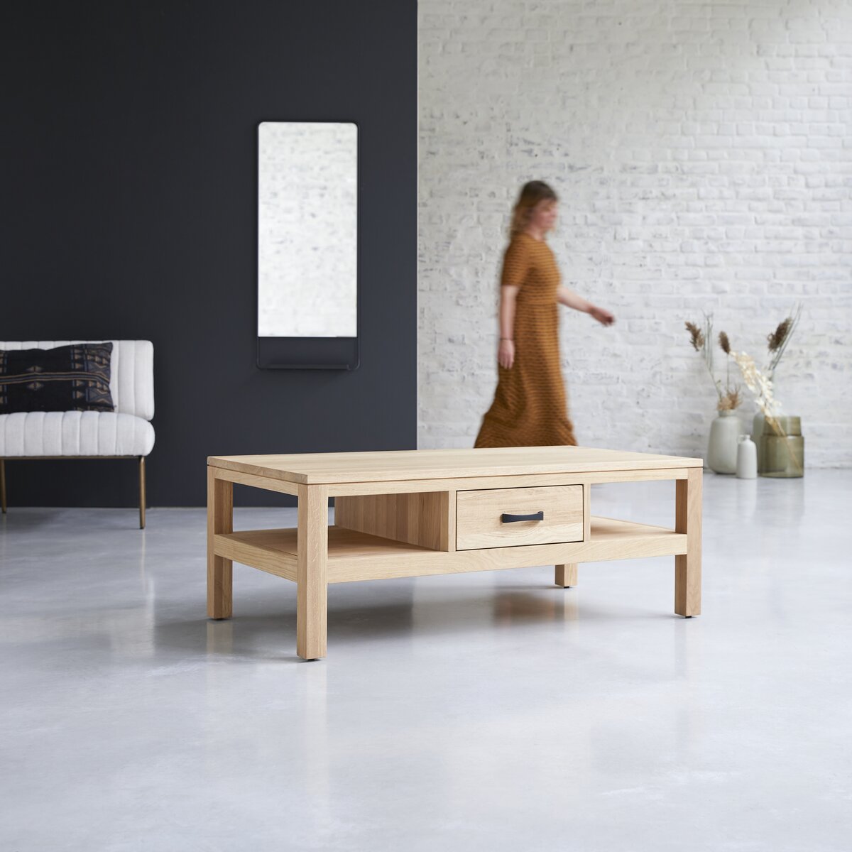 Vertigo - Couchtisch aus massivem Eichenholz Vertigo - Couchtisch aus massivem Eichenholz