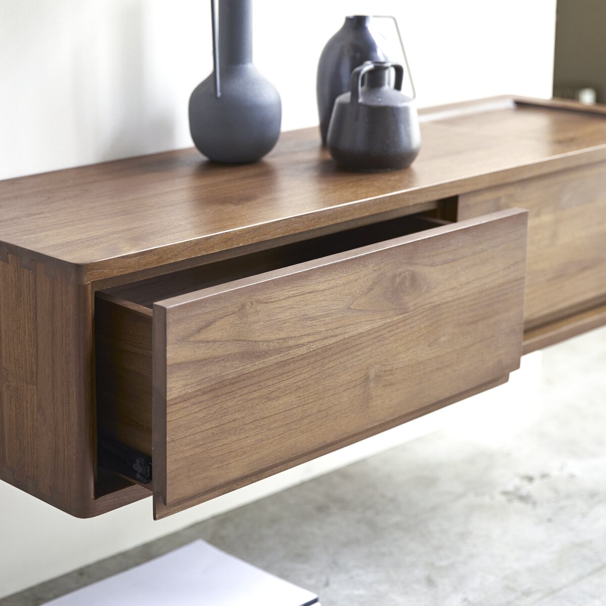 Circa - Mueble de TV de teca maciza reciclada 2 cajones 110 cm Circa - Mueble de TV de teca maciza reciclada 2 cajones 110 cm