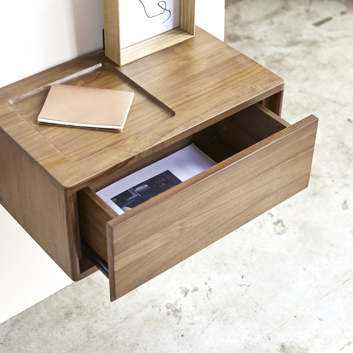 Circa - Comodino in teak massello 1 cassetto Circa - Comodino in teak massello 1 cassetto