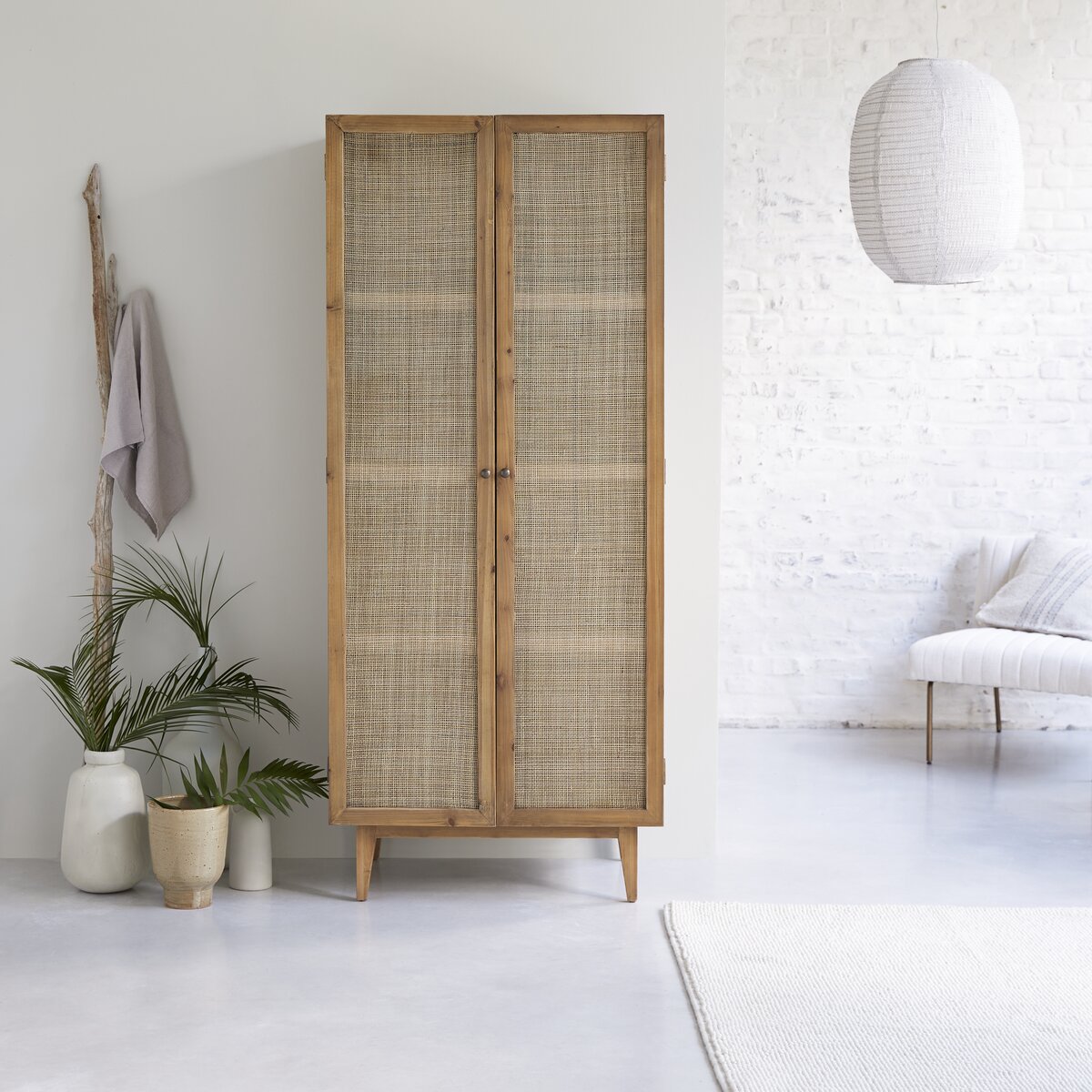 Ninon - Armoire en pin et cannage Ninon - Armoire en pin et cannage