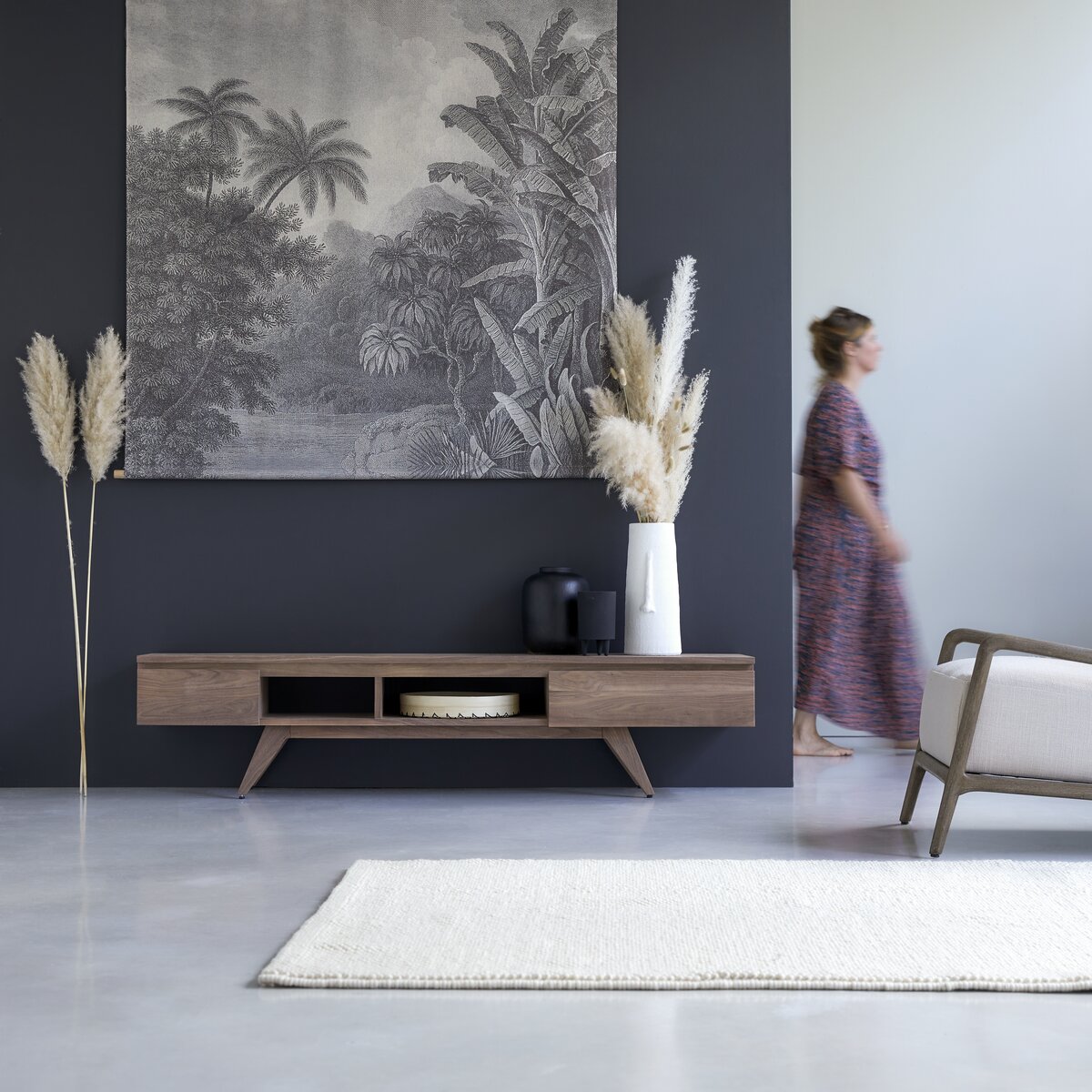 Esmée - Mueble de TV de nogal macizo 180 cm Esmée - Mueble de TV de nogal macizo 180 cm