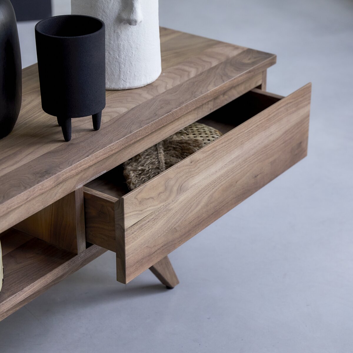 Esmée - Solid walnut TV Stand 180 cm Esmée - Solid walnut TV Stand 180 cm