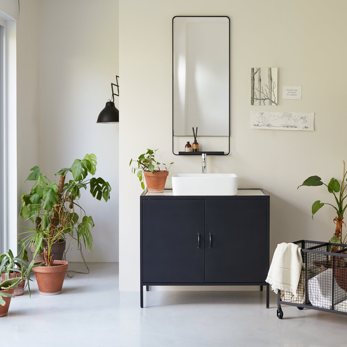 Lizzie - Waschtischunterschrank aus Terrazzo und Metall 90 cm Lizzie - Waschtischunterschrank aus Terrazzo und Metall 90 cm