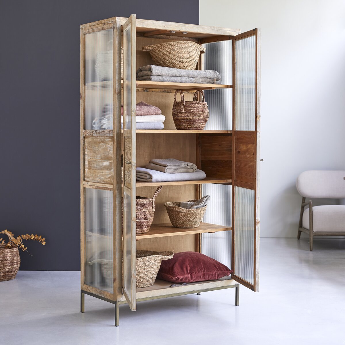 Andrea - Armoire en pin Andrea - Armoire en pin