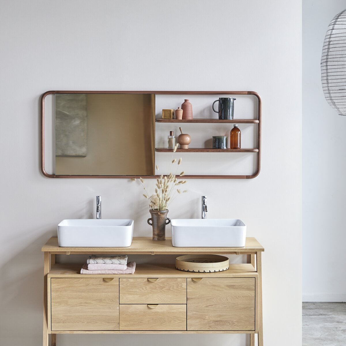 Félicie - Walnut and brass Mirror shelving unit