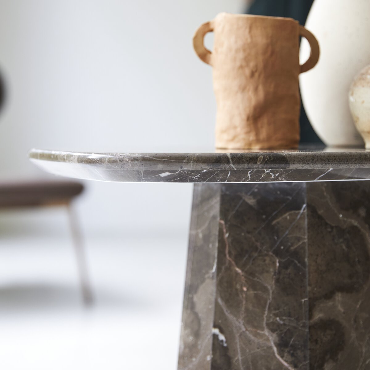 Keesog - Table d'appoint en marbre brown Keesog - Table d'appoint en marbre brown