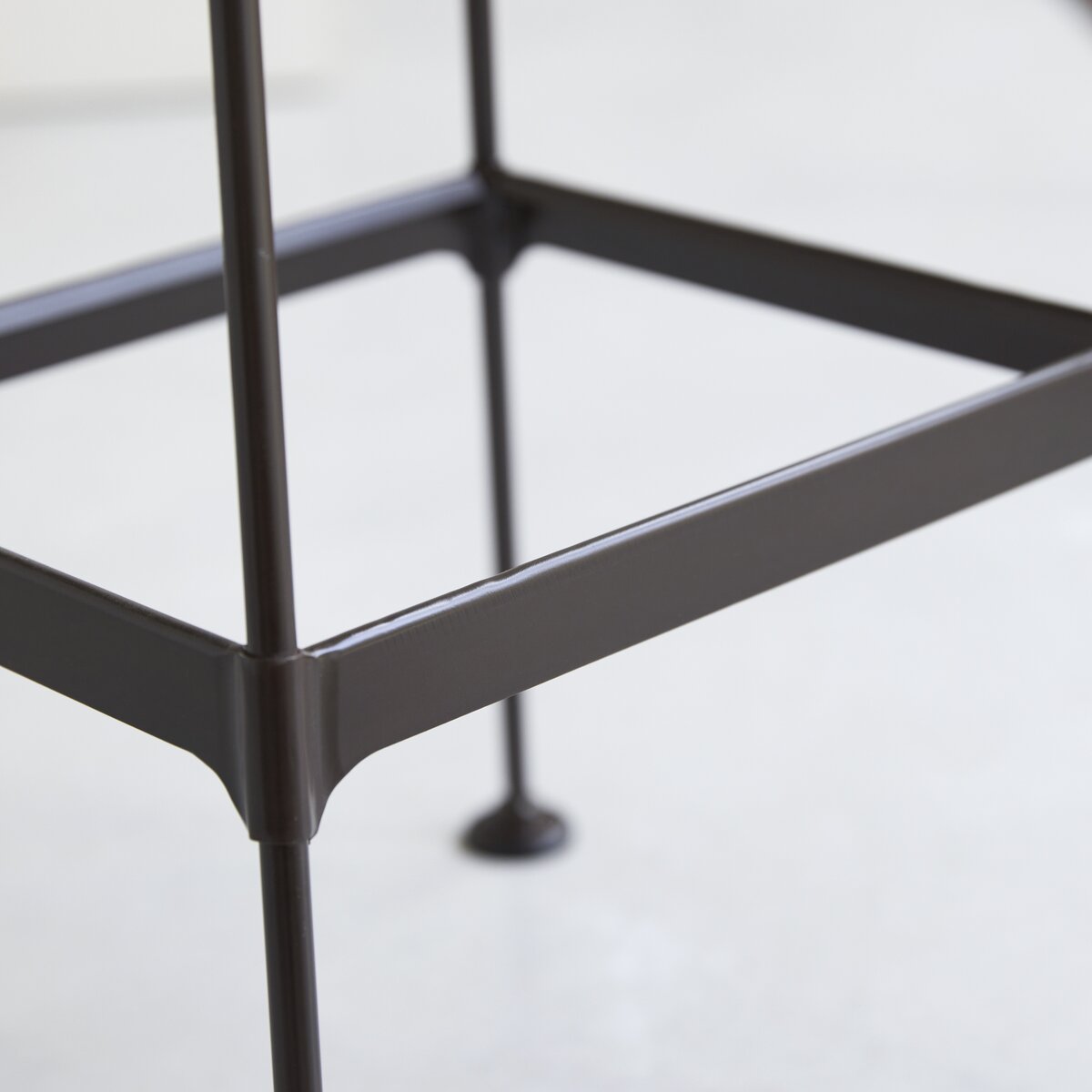 Diego - Hoher Hocker Esche und Metall black Diego - Hoher Hocker Esche und Metall black