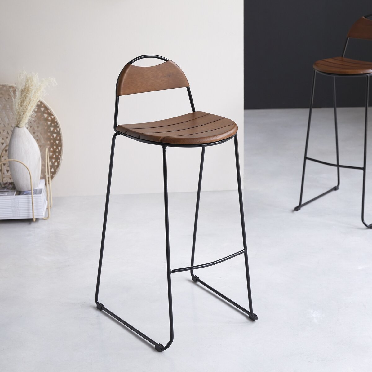 Molly - Chaise de bar en frêne massif et métal Molly - Chaise de bar en frêne massif et métal