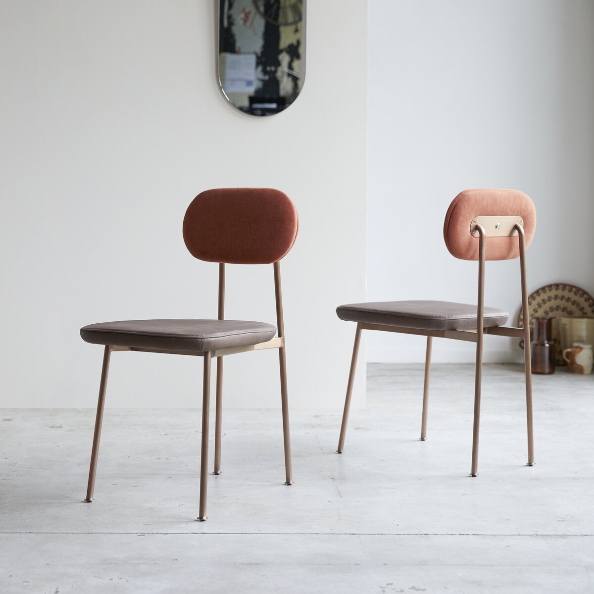 Yutapi - Chaise Sienna choco en cuir Yutapi - Chaise Sienna choco en cuir