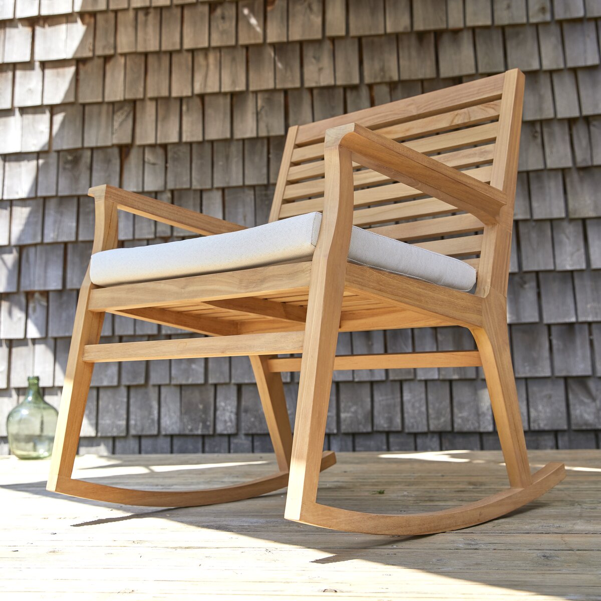 Leni - Rocking chair de jardin en teck massif Leni - Rocking chair de jardin en teck massif