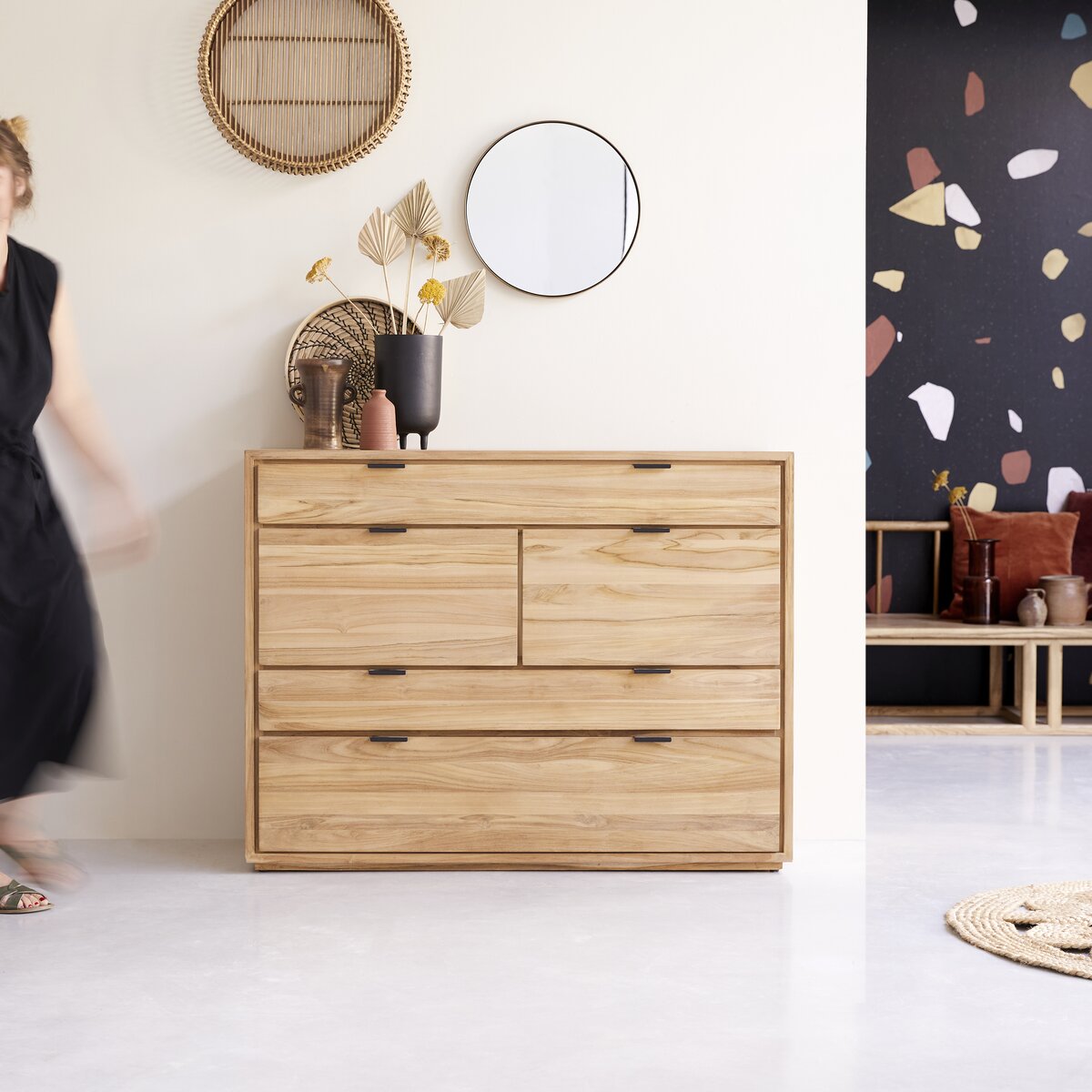 Mobile da soggiorno credenza con otto grandi cassetti in legno