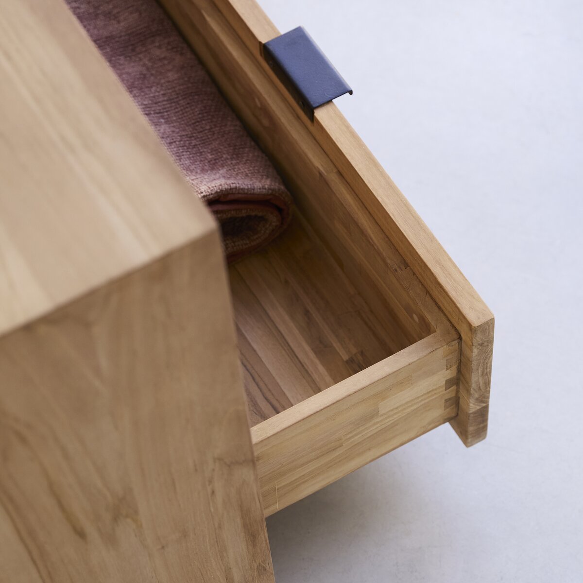 Senson - TV-Schrank aus massivem Teak 120 cm Senson - TV-Schrank aus massivem Teak 120 cm