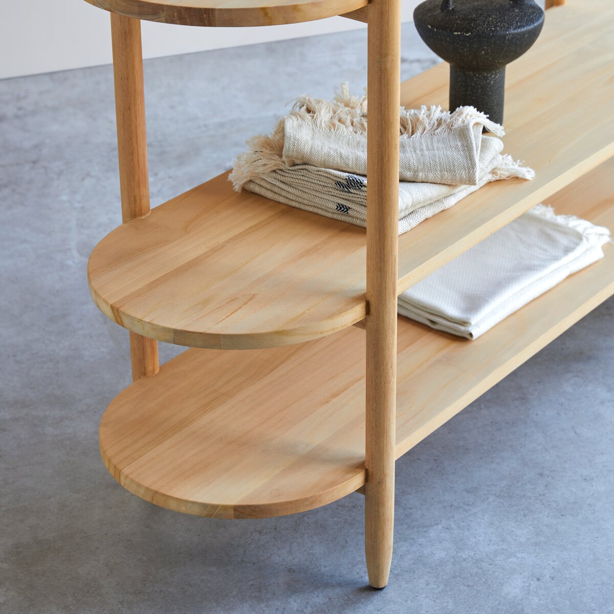 Poline - Konsole aus massivem Teak Poline - Konsole aus massivem Teak