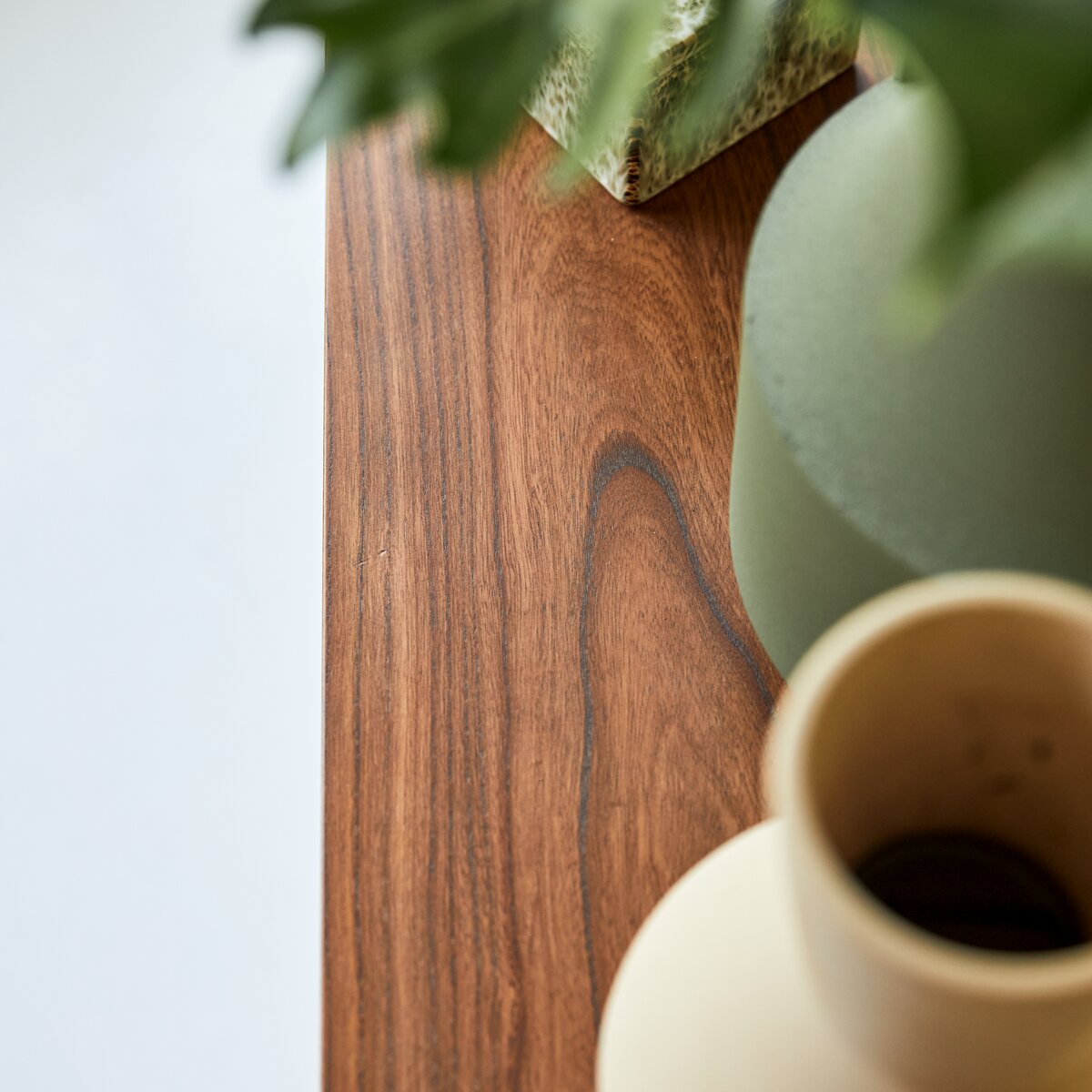 Arun - Solid elm console table Arun - Solid elm console table