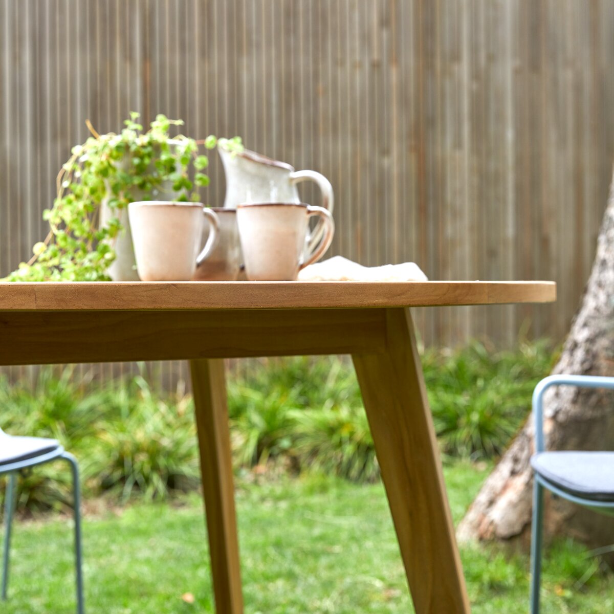 Table ronde pliante en teck 120 cm - Mobilier d'extérieur - Tikamoon