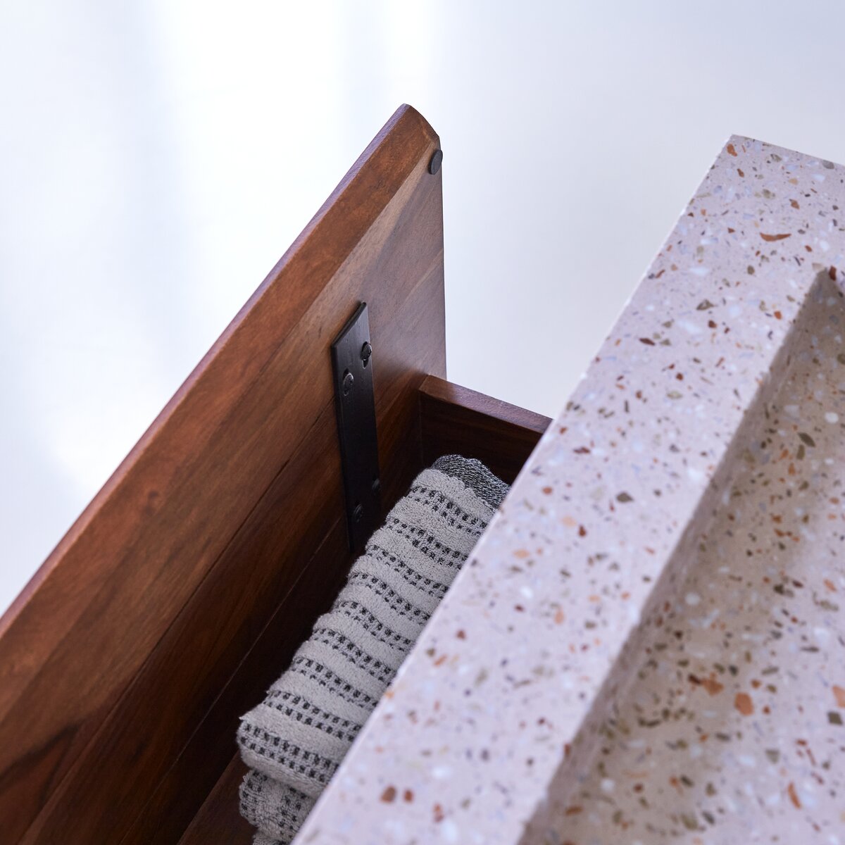 Nova - Badmöbel aus massivem Palisander und Premium-Terrazzo Pink 80 Nova - Badmöbel aus massivem Palisander und Premium-Terrazzo Pink 80
