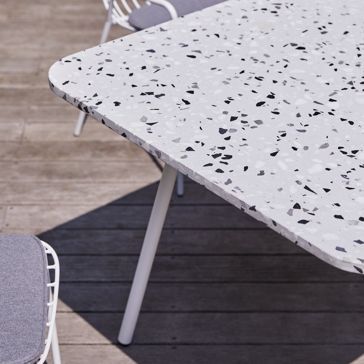 Gartentisch aus Premium-Terrazzo – 160 cm – Gartenmöbel – Tikamoon