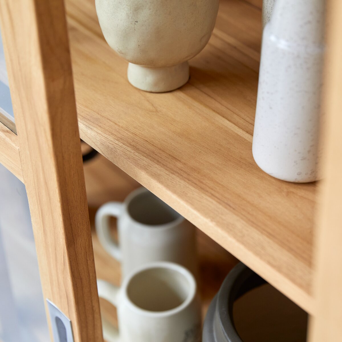 Coffee Tek - Vitrine en teck massif 120 cm Coffee Tek - Vitrine en teck massif 120 cm