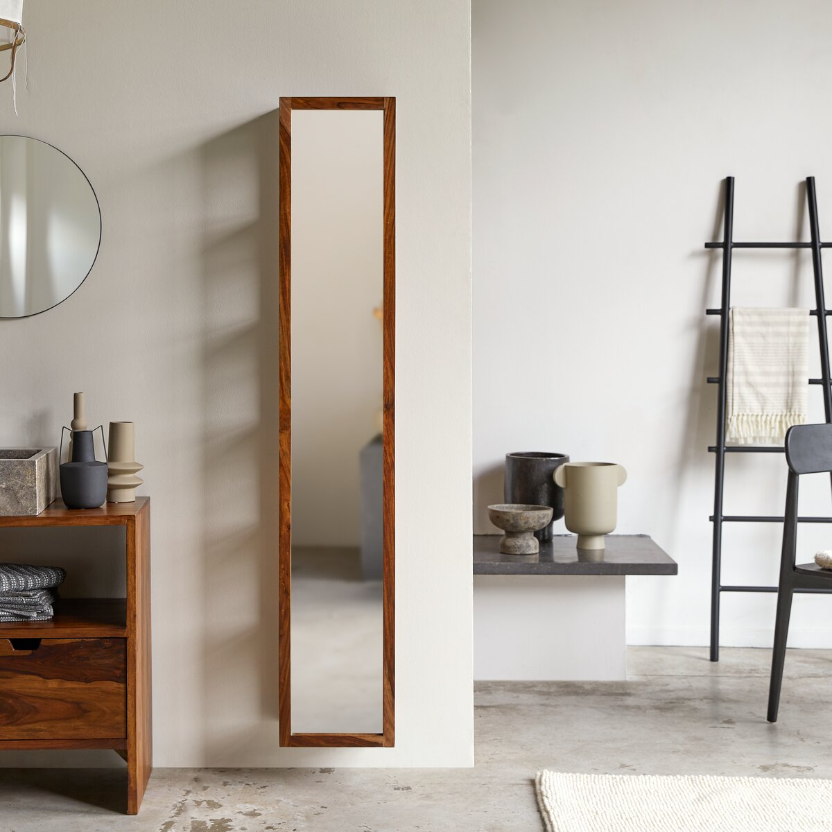 Twig - Solid sheesham straight column Twig - Solid sheesham straight column
