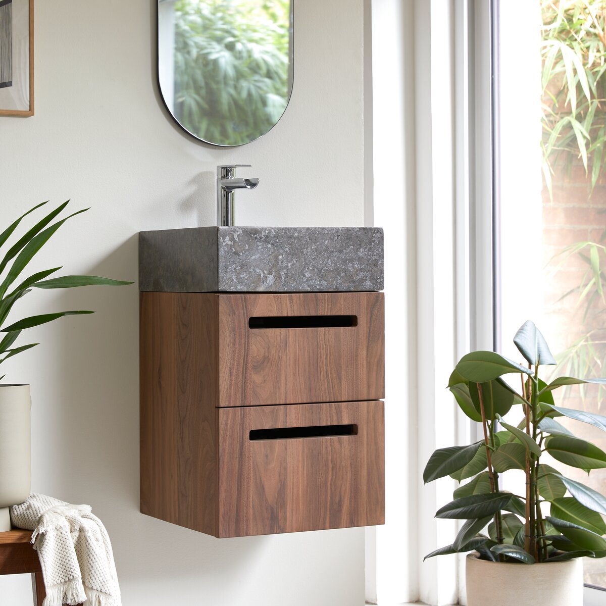 Line - Badezimmerschrank aus Nussbaum massiv und Marmor 40 cm Line - Badezimmerschrank aus Nussbaum massiv und Marmor 40 cm