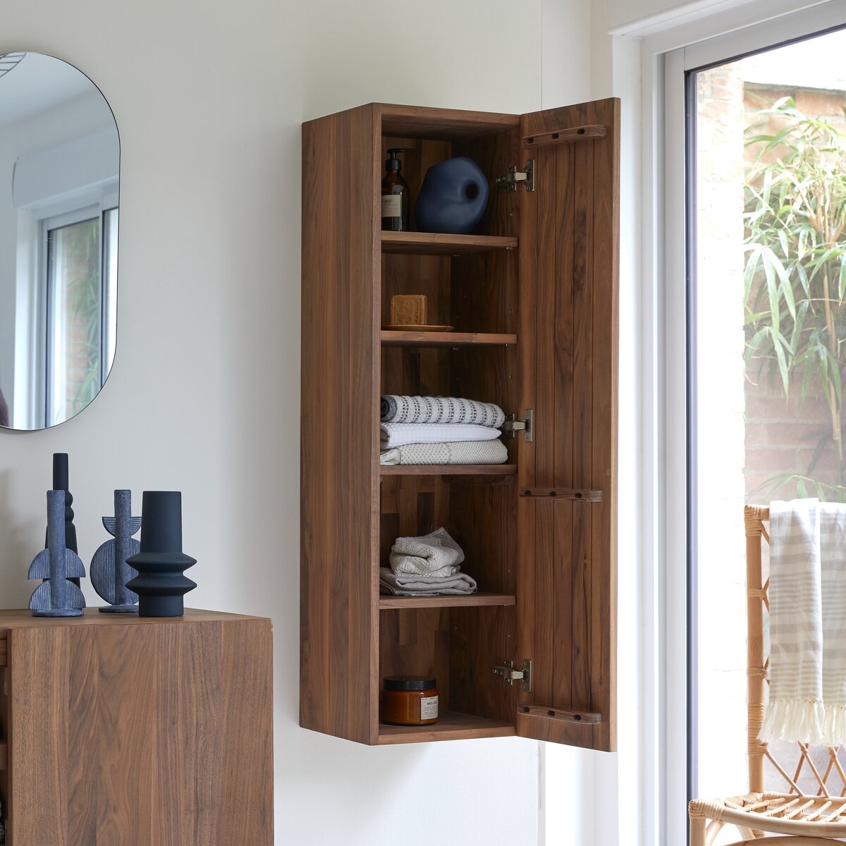 Typo - Solid walnut column Typo - Solid walnut column