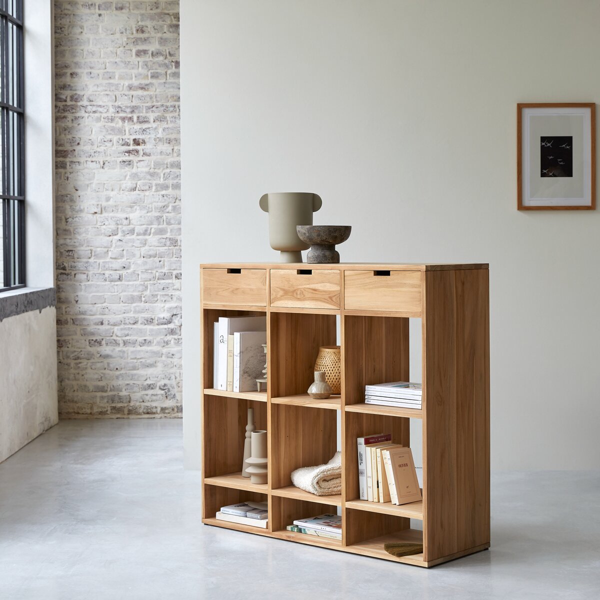 Libreria bassa di legno #furniture #design #home #shopping #sora #italy