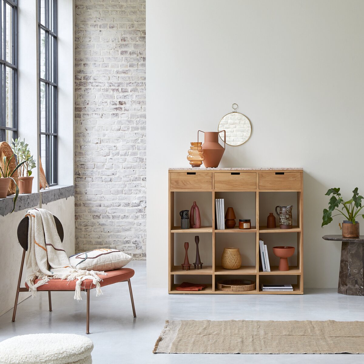 Miho - Console en teck massif et terrazzo premium Pink Miho - Console en teck massif et terrazzo premium Pink