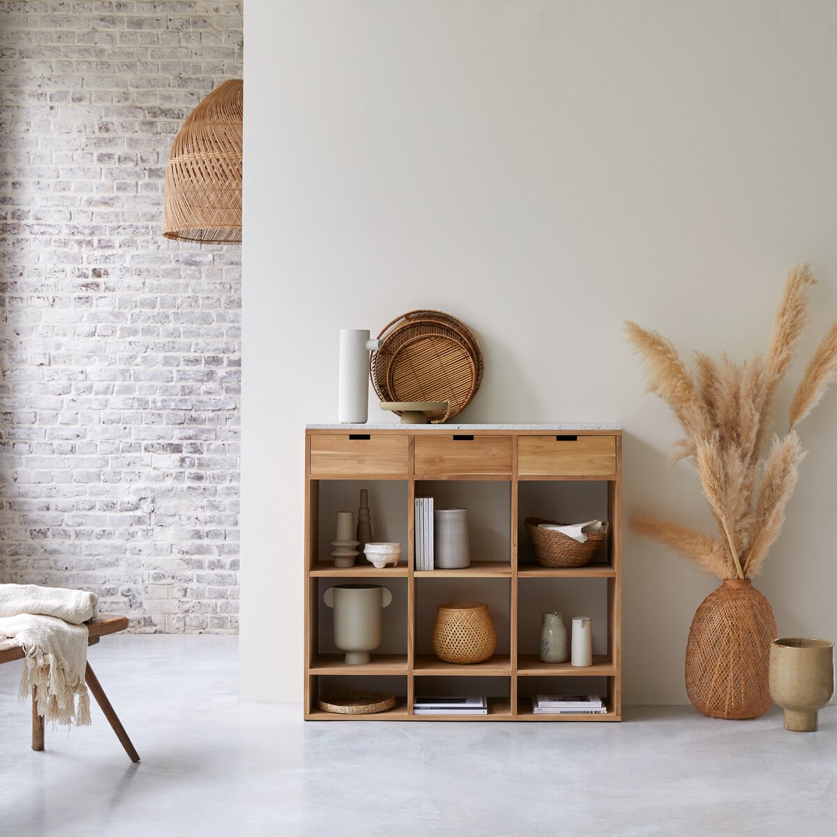 Miho - White solid teak and premium terrazzo console table Miho - White solid teak and premium terrazzo console table
